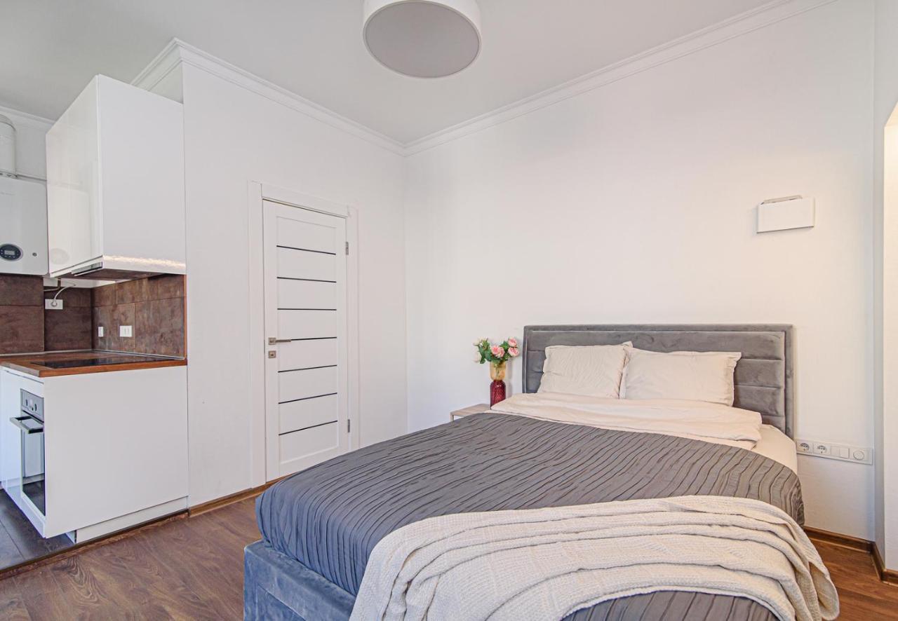 Welcoming Studio In Historic Vilnius With Free Parking By Urban Rent Lejlighed Eksteriør billede